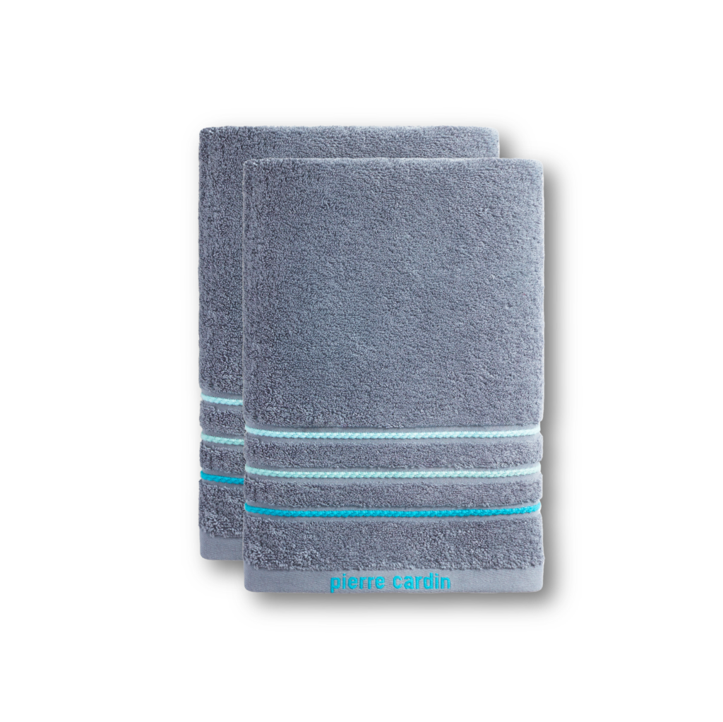 Pierre Cardin SIGNATURE set of 2 big fine towels